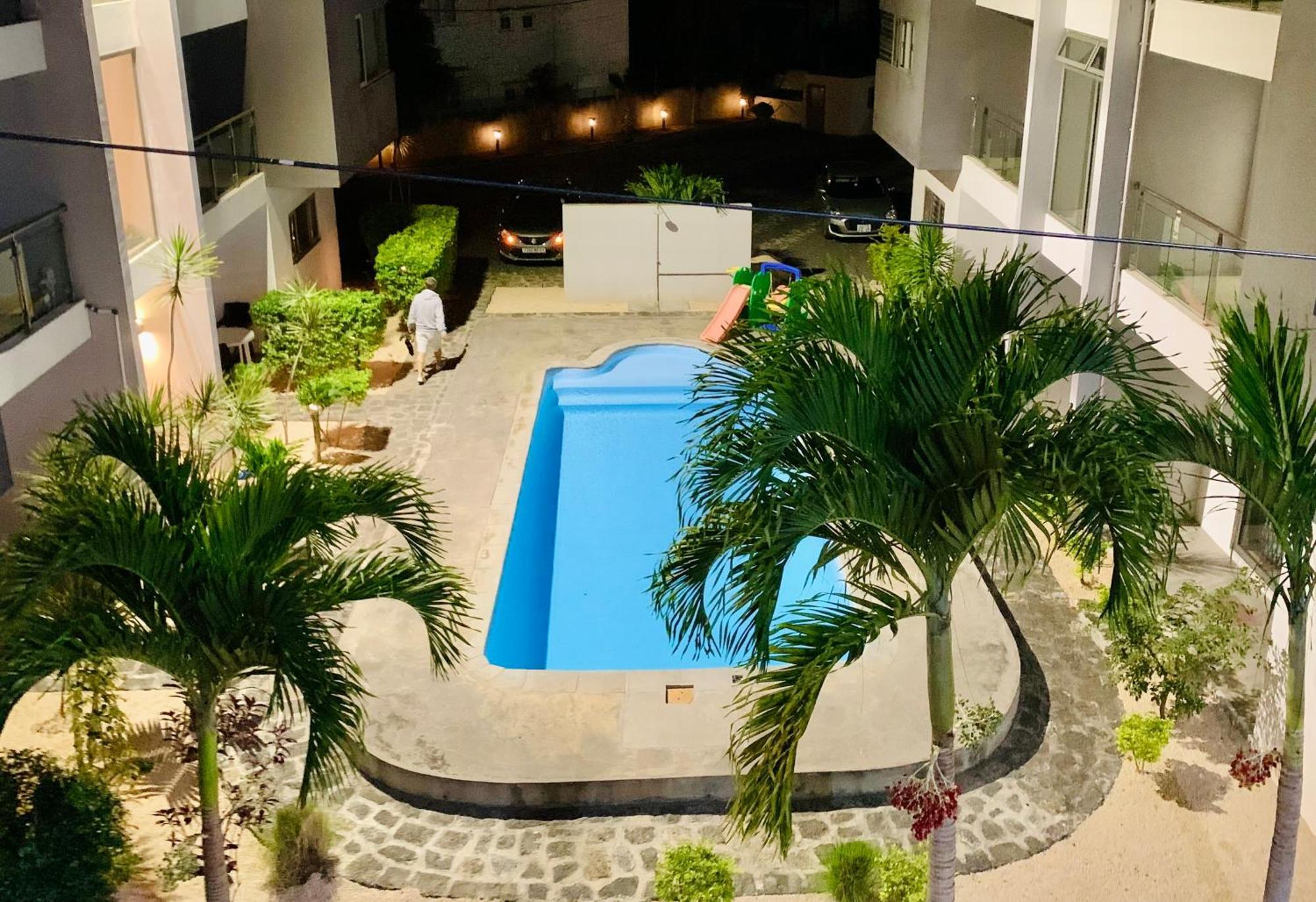 Ibiza Apartment - 150M From The Beach Flic en Flac Ngoại thất bức ảnh